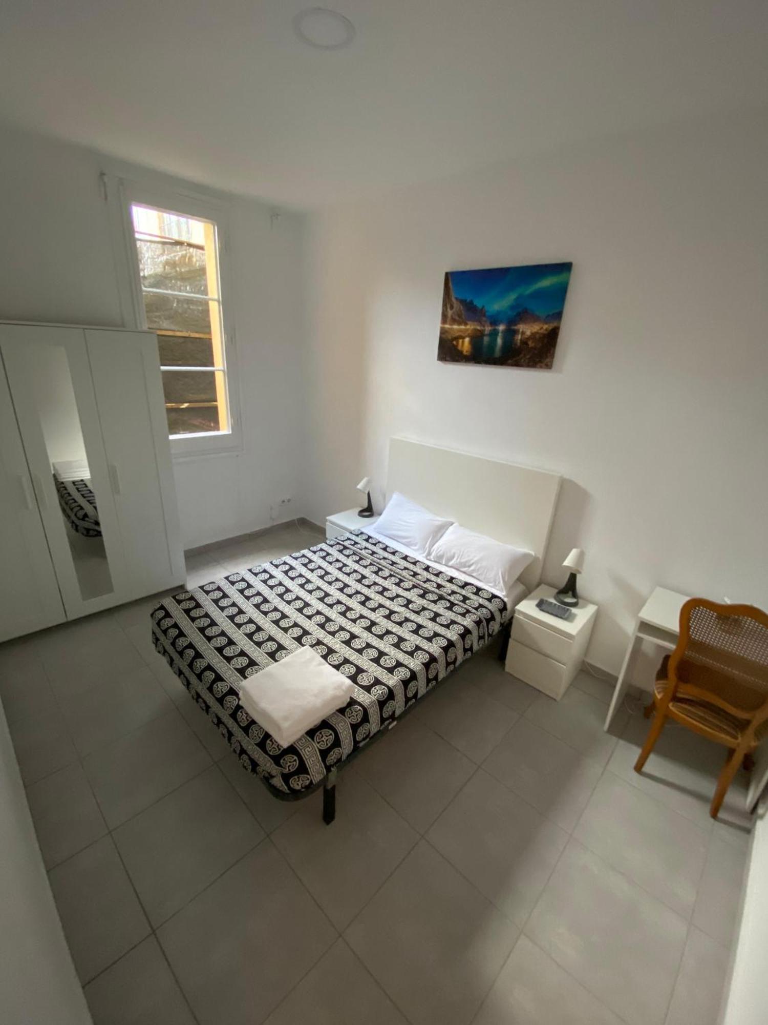 Апартаменты Habitacion Para Tu Estadia Corta En Bcn Барселона Экстерьер фото